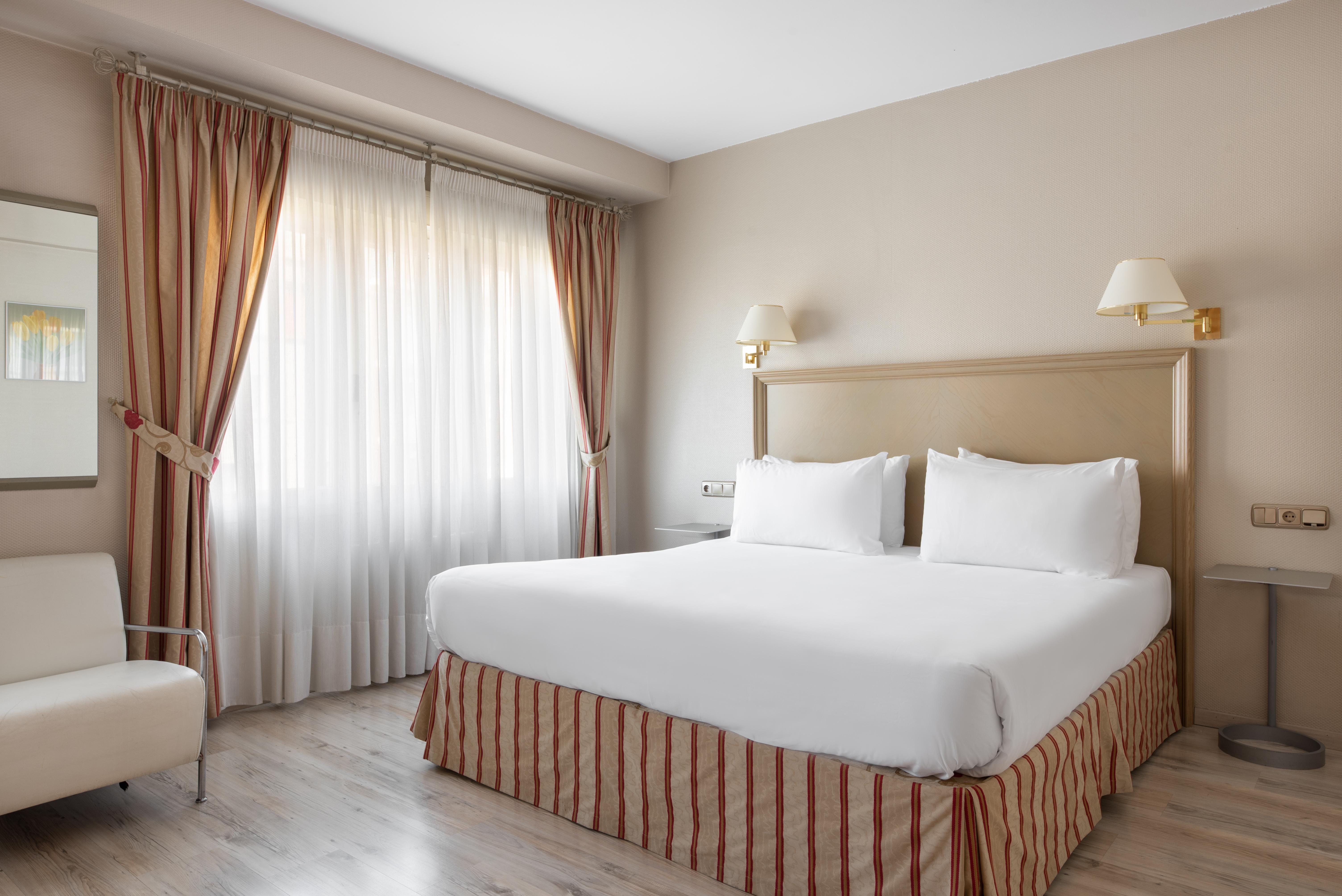 Crisol Almirante Bonifaz Hotel Burgos Luaran gambar