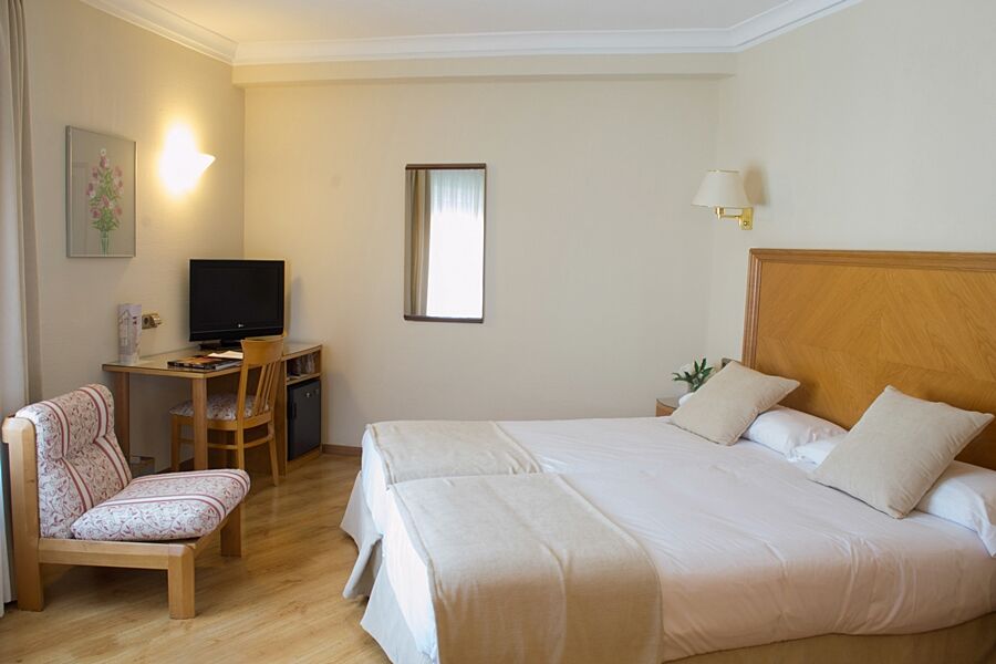 Crisol Almirante Bonifaz Hotel Burgos Luaran gambar